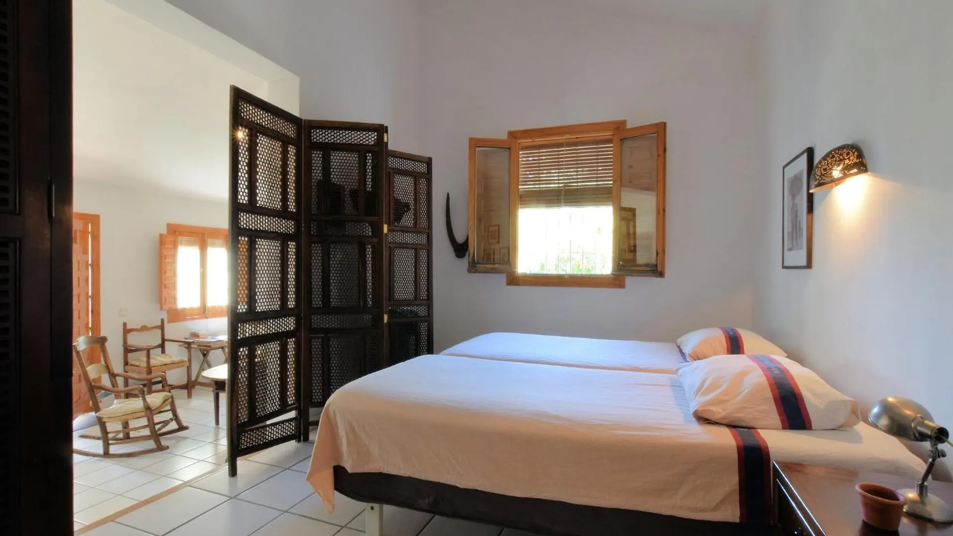Belvilla By Oyo Villa Aurora Sayalonga 0*,